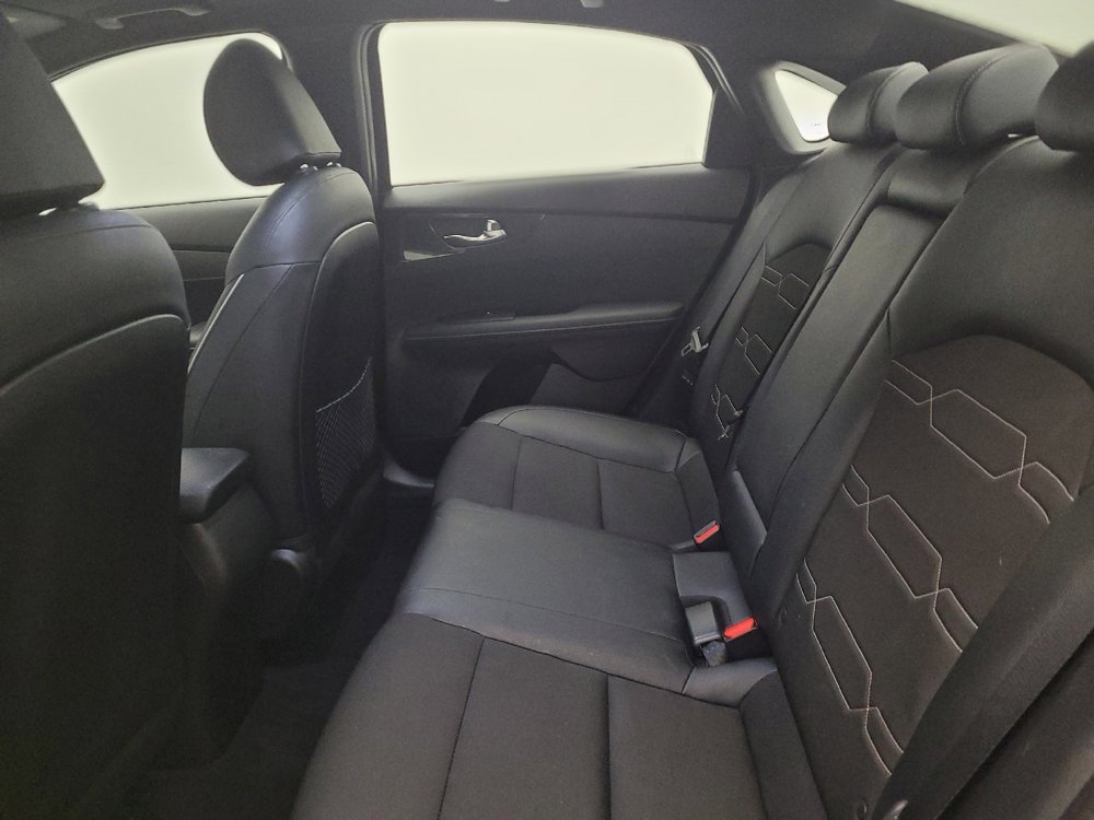 Used 2023 Kia Forte GT-Line w/ GT-Line Premium Package image 18