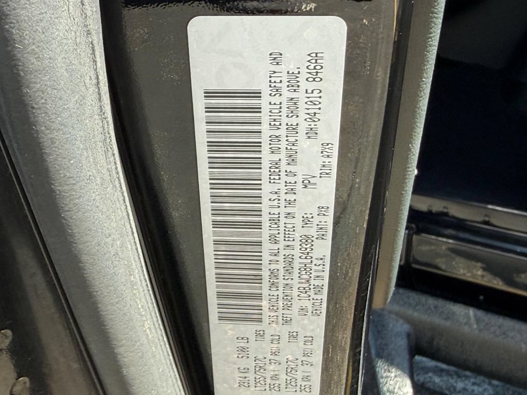 Used 2017 Jeep Wrangler Rubicon w/ Trailer Tow Group AWD/4WD image 20