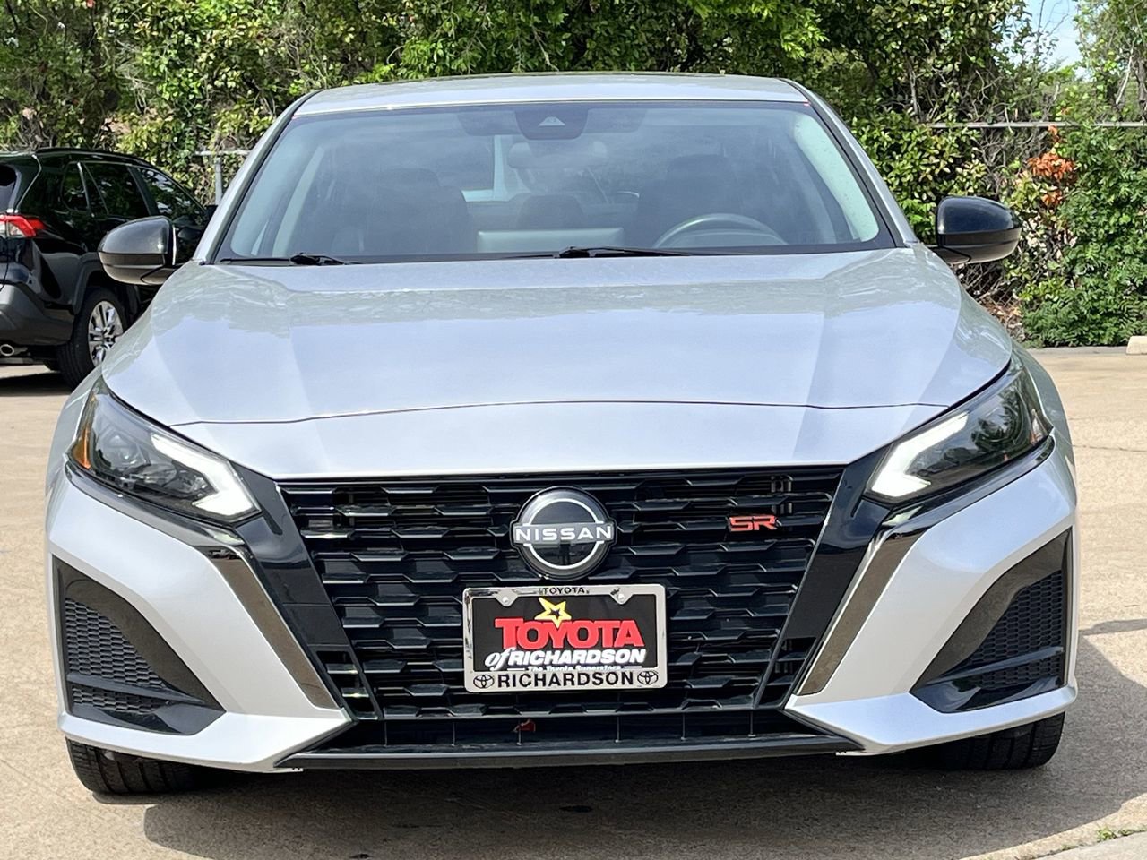 Used 2023 Nissan Altima 2.5 SR w/ SR Premium Package FWD image 7