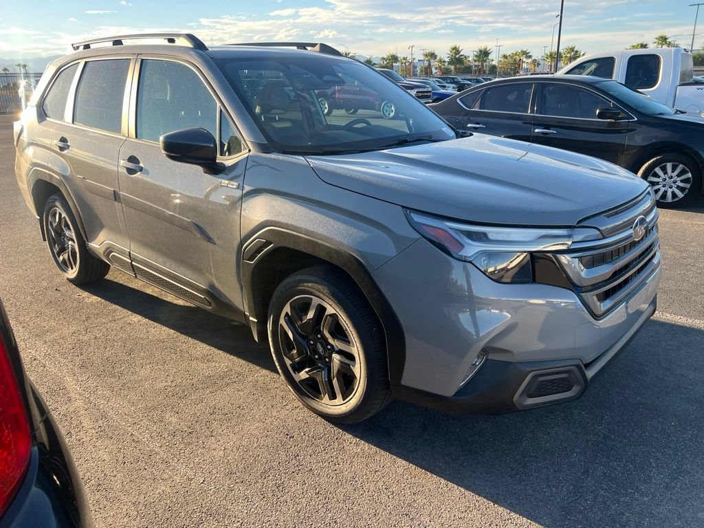Used 2025 Subaru Forester Limited w/ Popular Package AWD/4WD image 4