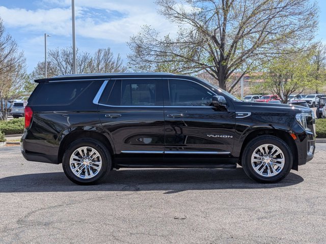 Used 2021 GMC Yukon SLT w/ SLT Luxury Plus Package image 4