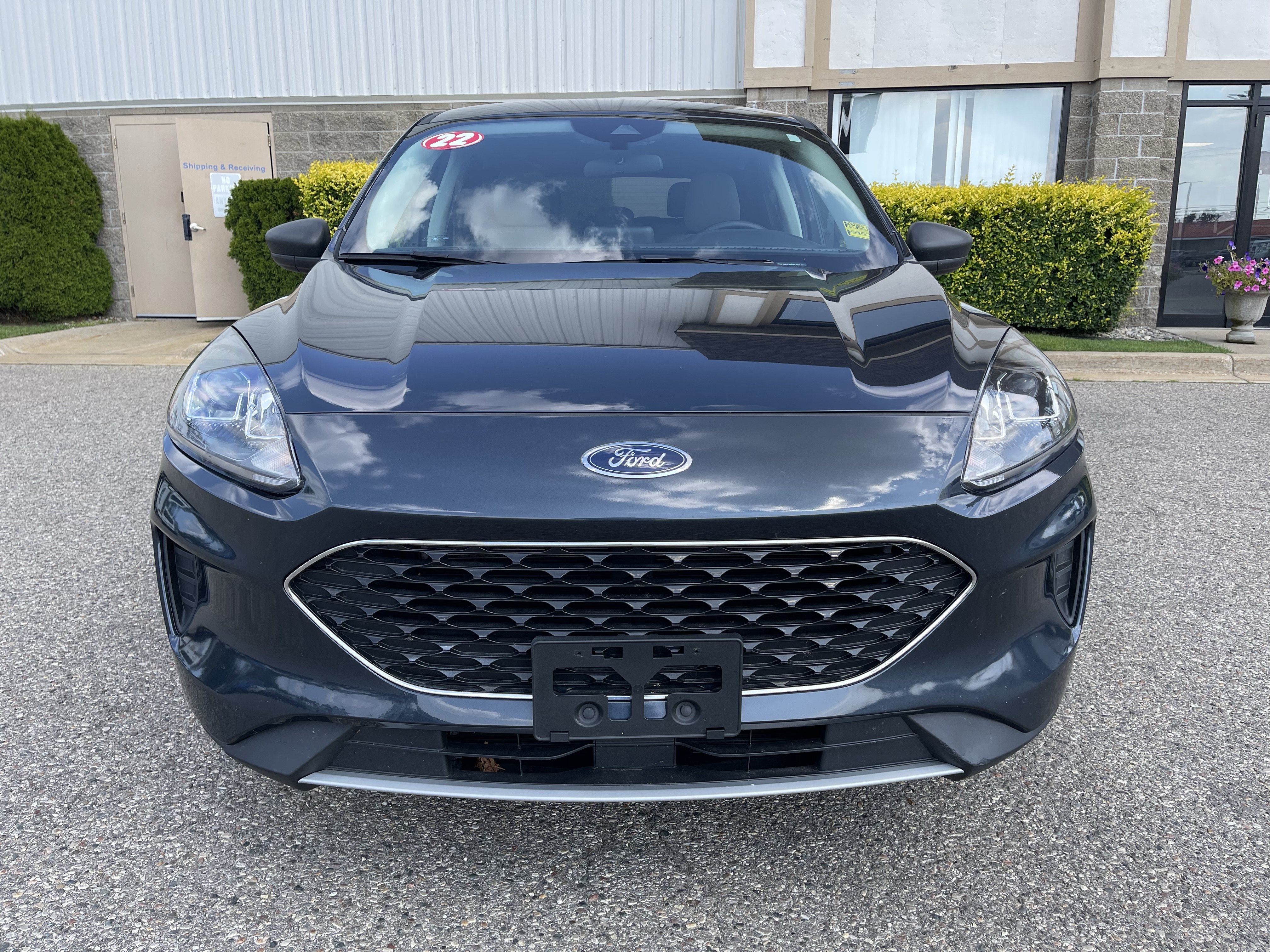 Used 2022 Ford Escape SE w/ Cold Weather Package AWD/4WD image 8