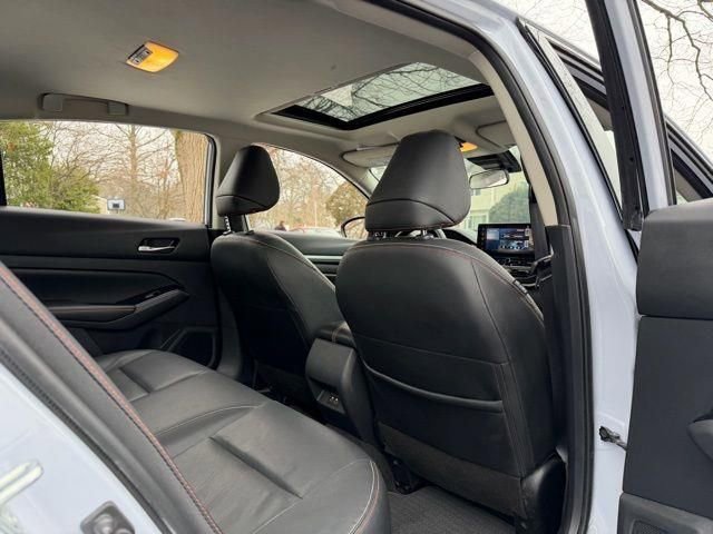 Used 2025 Nissan Altima 2.5 SR w/ SR Premium Package image 17