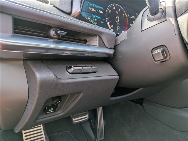 Used 2024 Chevrolet Corvette Stingray Preferred Cpe w/ Battery Protection Package image 17