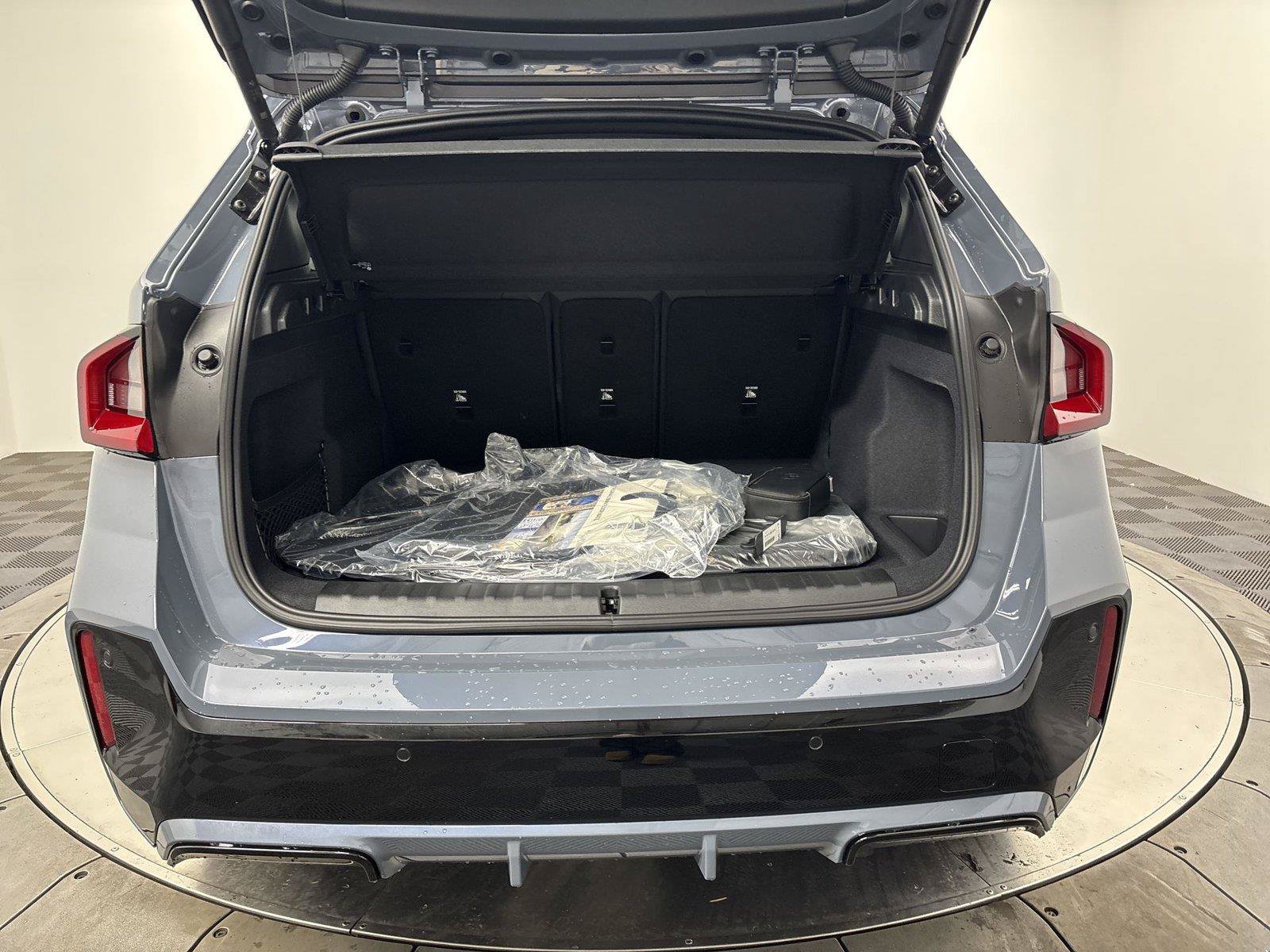 New 2027 BMW X1 xDrive28i AWD/4WD image 21