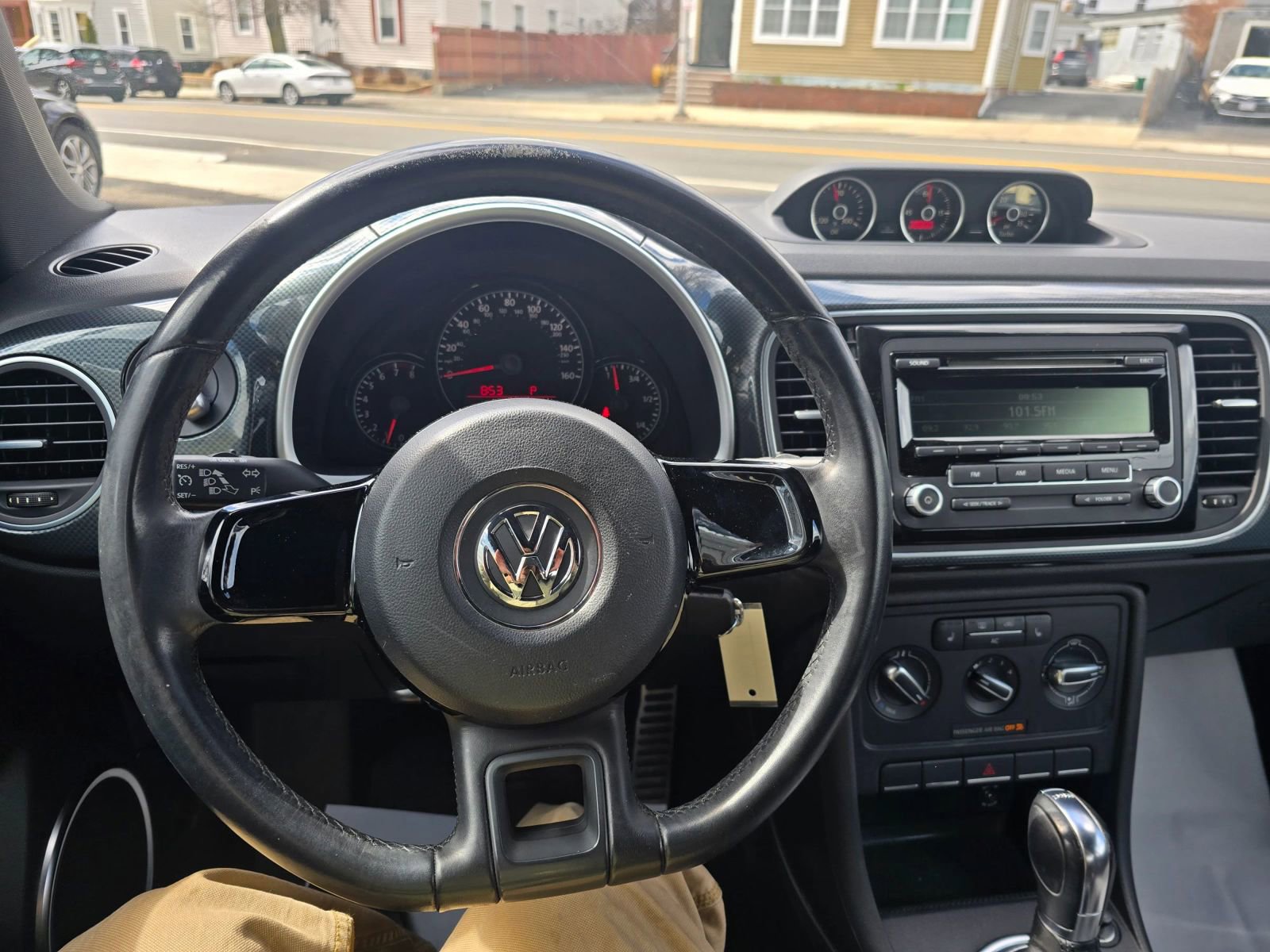 Used 2012 Volkswagen Beetle 2.0T image 13