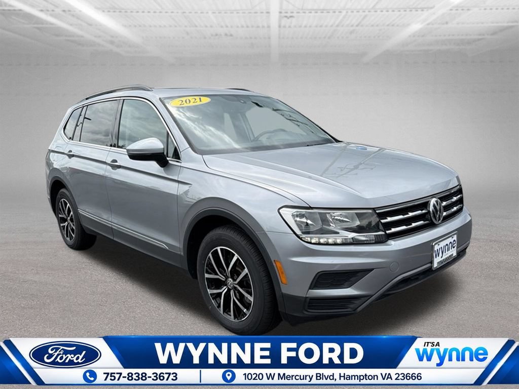Used 2021 Volkswagen Tiguan SE w/ Panoramic Sunroof Package