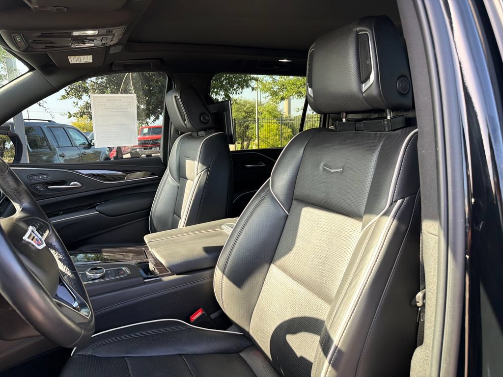 Used 2022 Cadillac Escalade ESV Sport w/ Touring Package AWD/4WD image 20