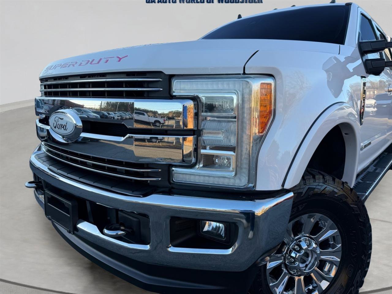 Used 2019 Ford F250 Lariat w/ Lariat Ultimate Package image 6
