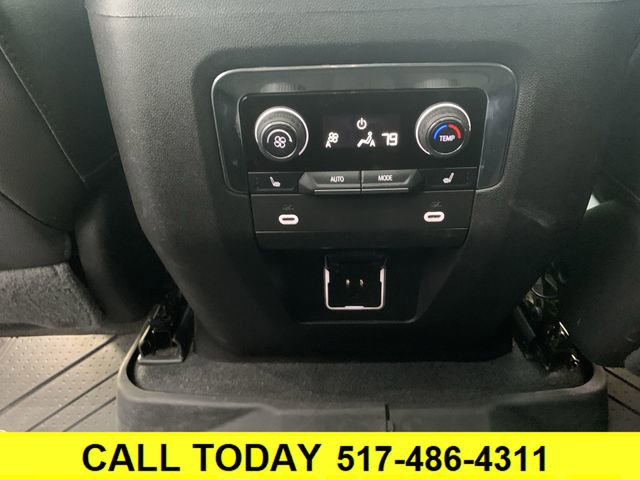 Certified 2022 Chevrolet Suburban Z71 w/ Z71 Off-Road Package image 22