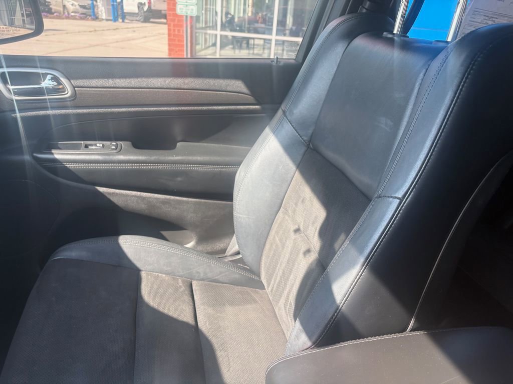 Used 2018 Jeep Grand Cherokee Altitude image 12