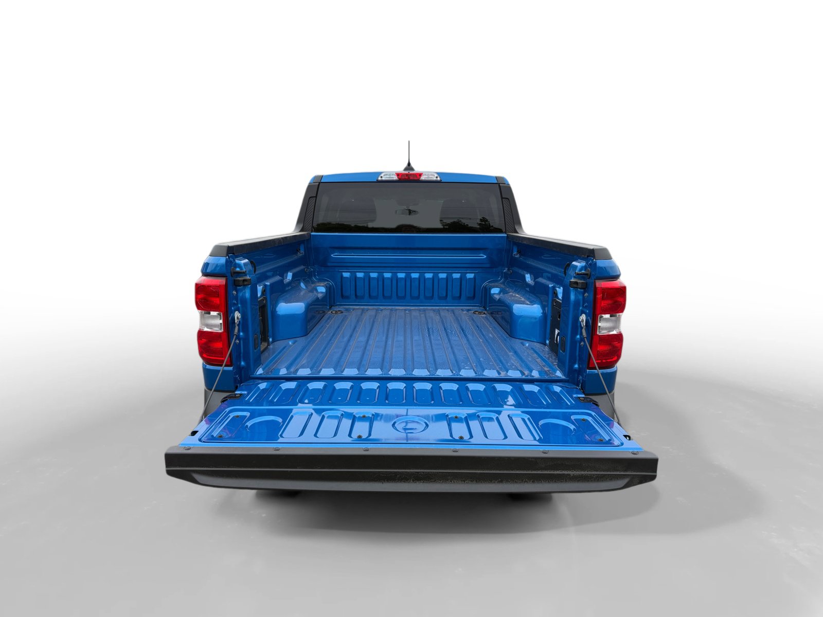 New 2026 Ford Maverick XLT w/ XLT Luxury Package FWD image 17