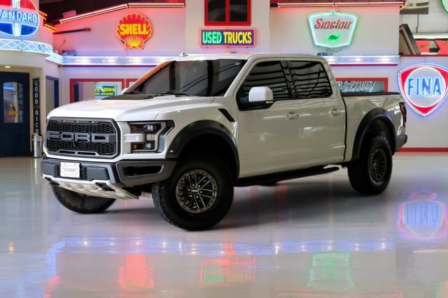 Used 2020 Ford F150 Raptor w/ Equipment Group 802A Luxury AWD/4WD image 2