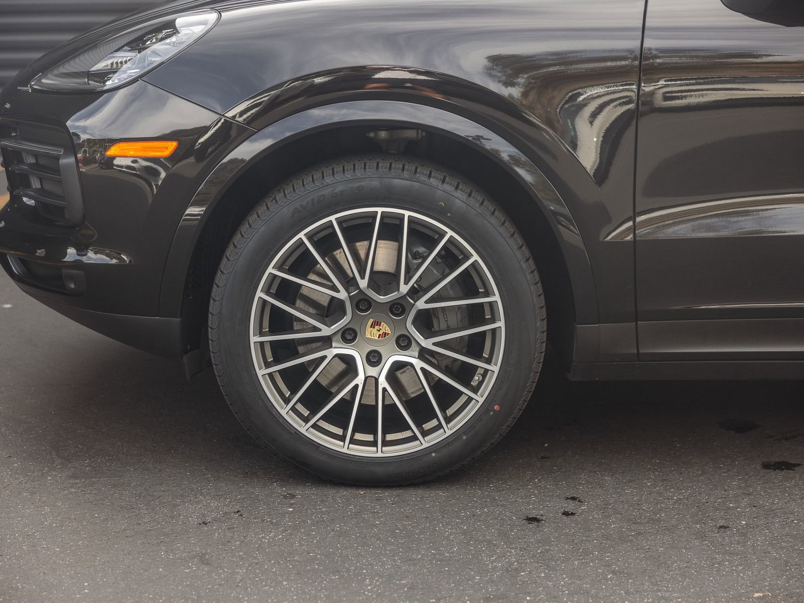 Certified 2023 Porsche Cayenne S image 28