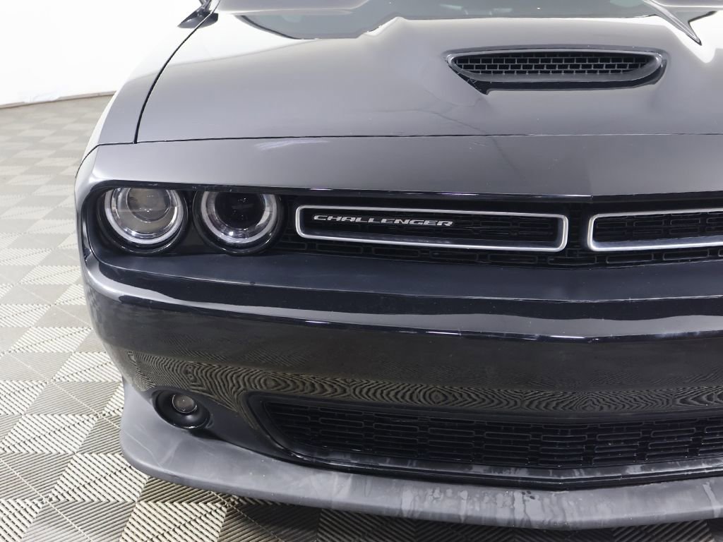 Used 2022 Dodge Challenger GT RWD image 10