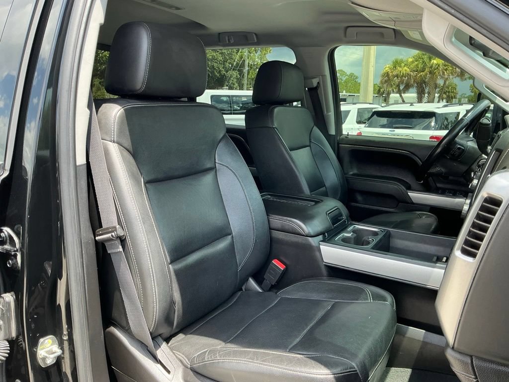 Used 2019 Chevrolet Silverado 2500 LTZ w/ Duramax Plus Package AWD/4WD image 27