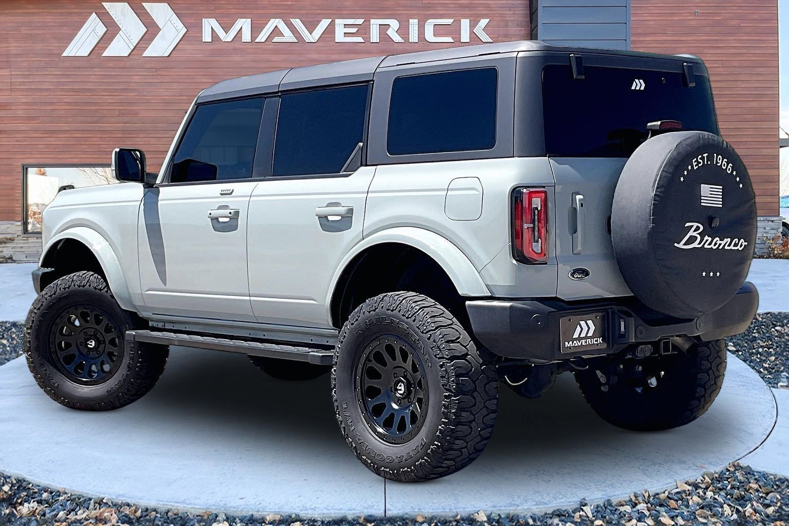Used 2023 Ford Bronco Outer Banks AWD/4WD image 4