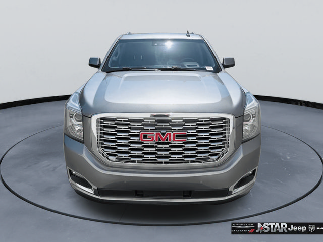 Used 2020 GMC Yukon XL Denali RWD image 2