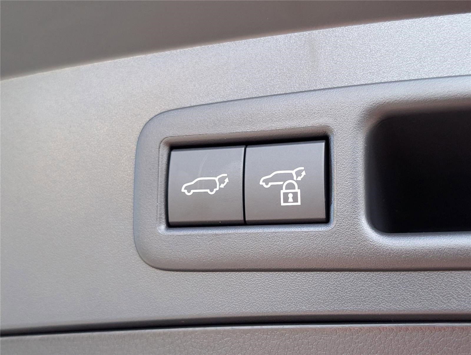 New 2026 Lexus UX 300h AWD image 10