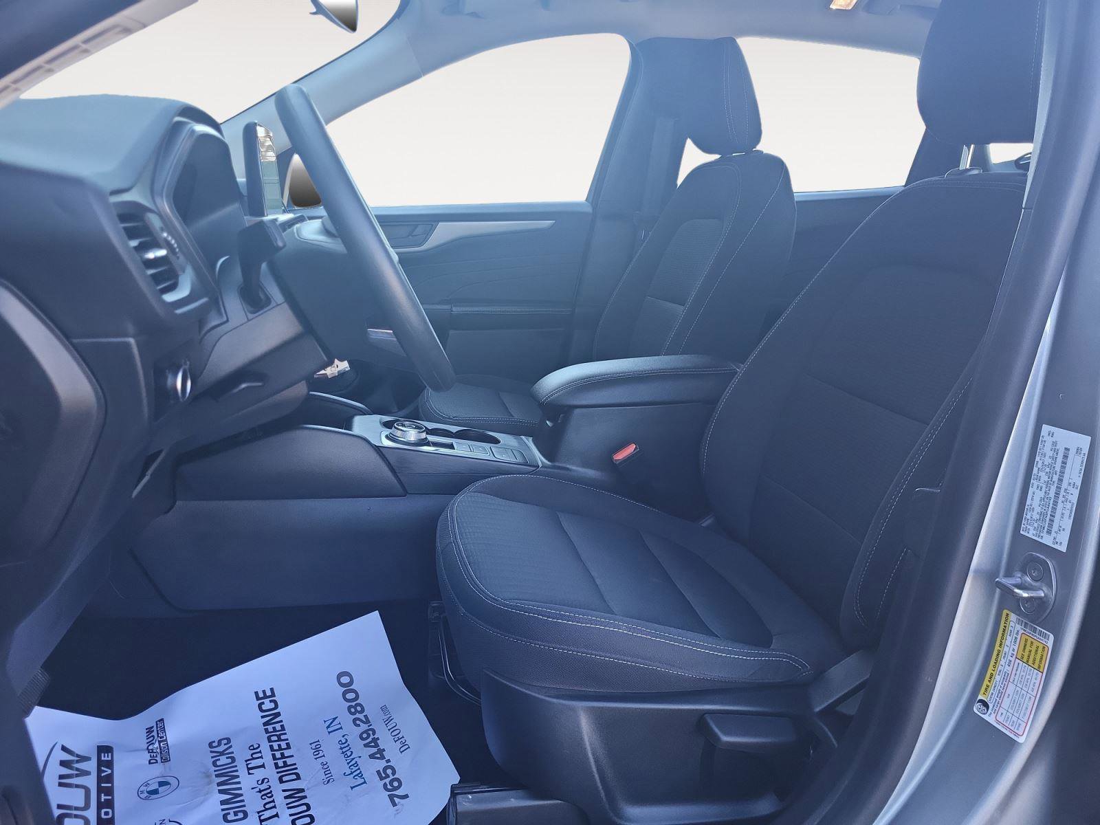 Used 2023 Ford Escape Base image 10