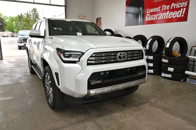 New 2026 Toyota 4Runner Limited AWD/4WD image 3