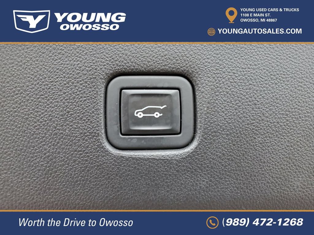Used 2021 Chevrolet Blazer RS w/ Enhanced Convenience Package FWD image 32