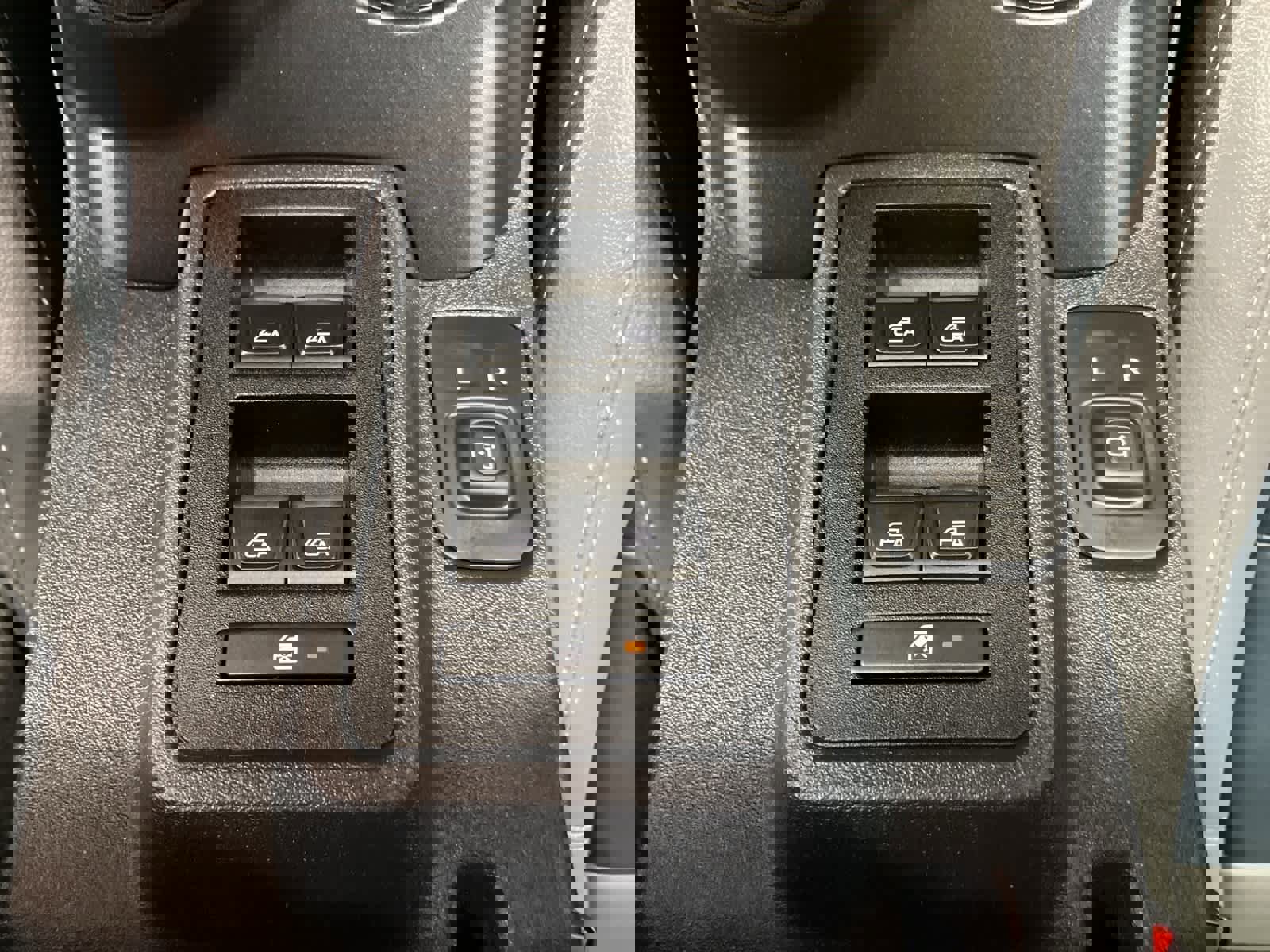 Used 2023 Ford Bronco Outer Banks image 14