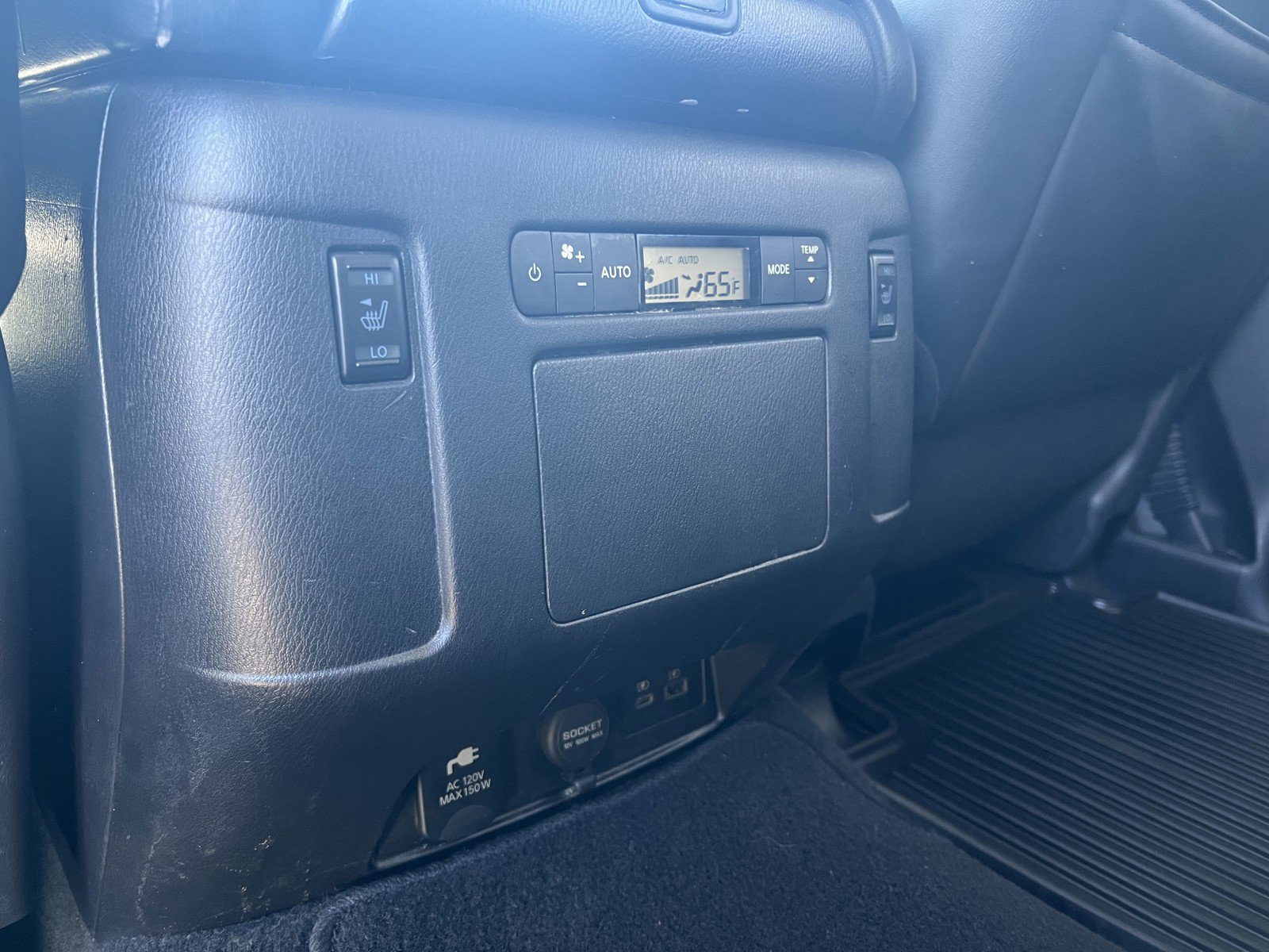 Used 2021 Nissan Armada Platinum w/ Captain's Chairs Package image 20