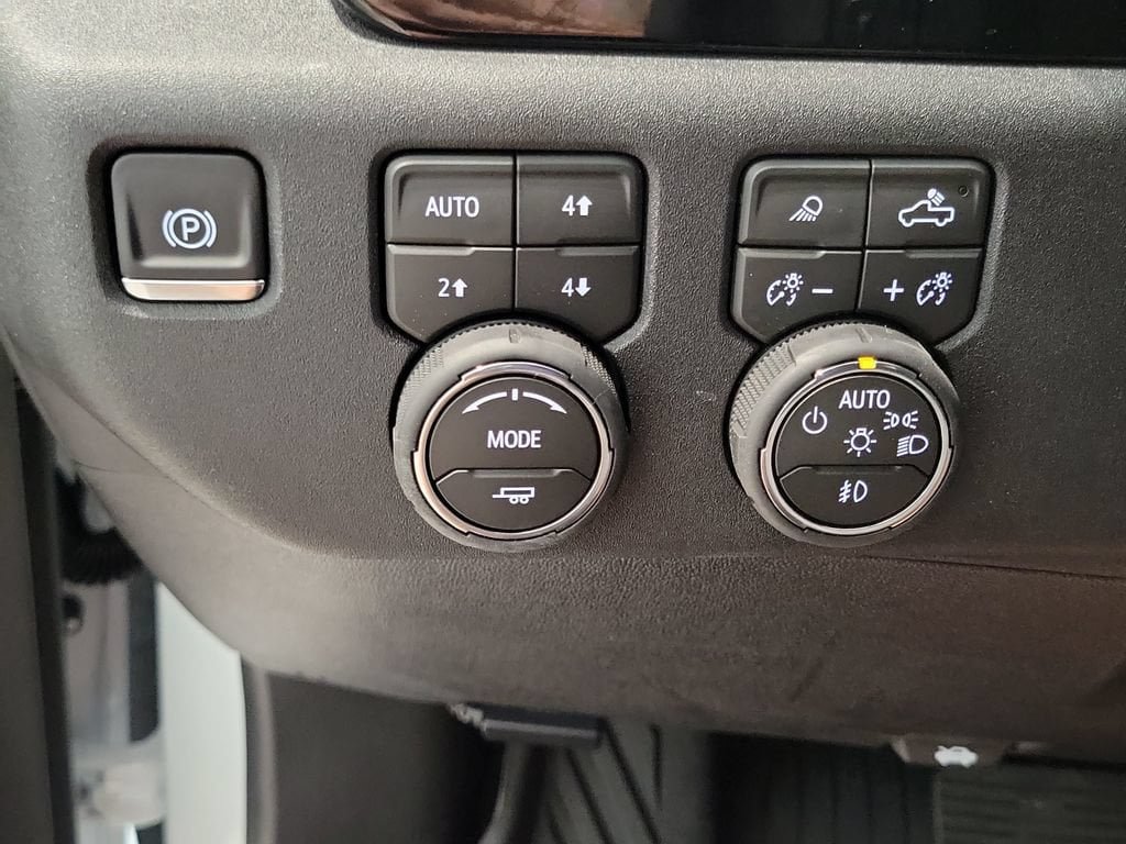 New 2026 Chevrolet Silverado 1500 RST w/ RST All Star Premium Package AWD/4WD image 13