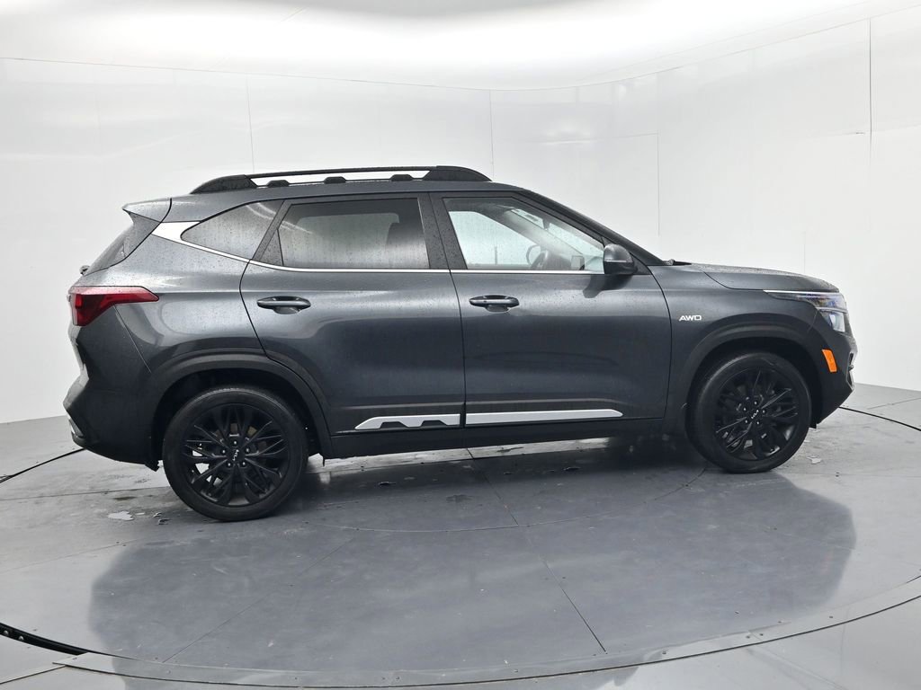Certified 2023 Kia Seltos Nightfall Edition AWD/4WD image 8