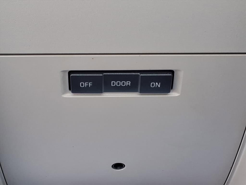 Used 2018 Chevrolet Silverado 1500 W/T image 29