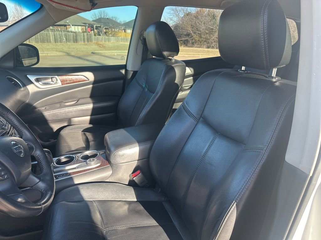 Used 2014 Nissan Pathfinder SL w/ SL Tech Package image 5
