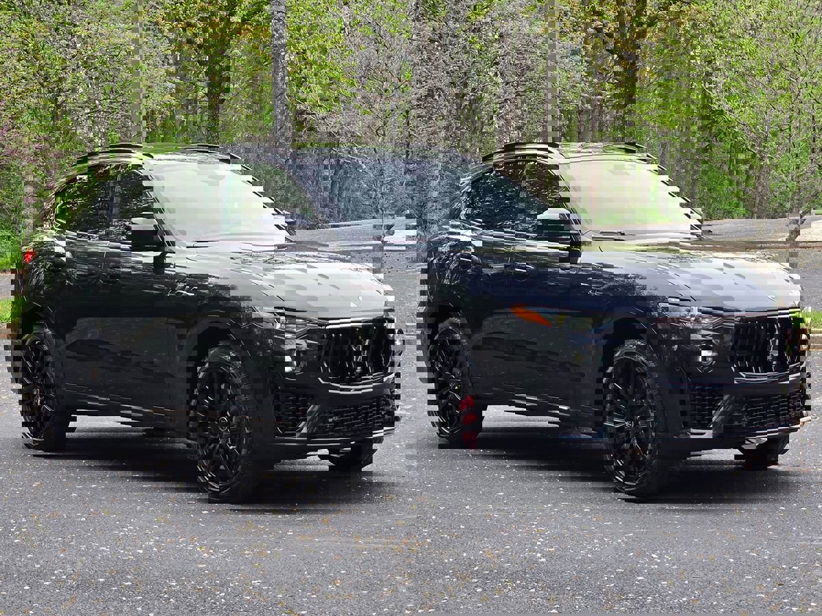 Used 2023 Maserati Levante Modena image 8