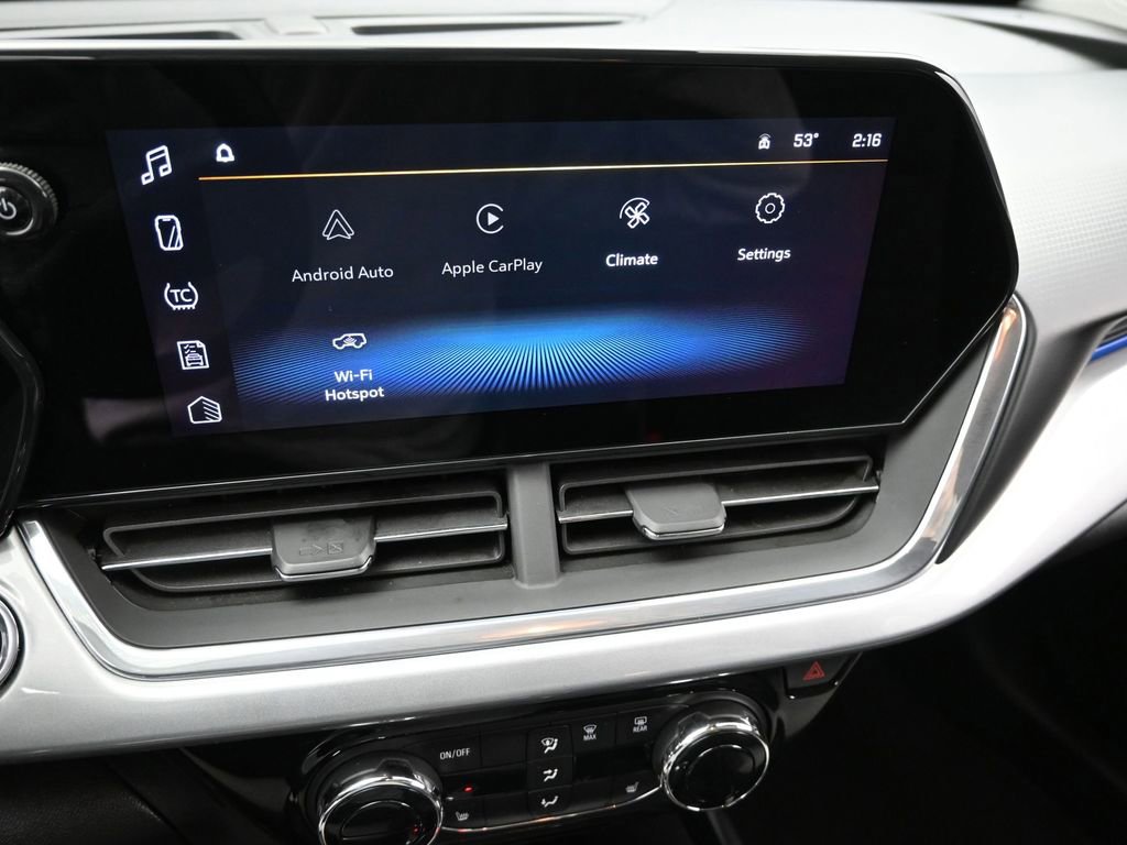 Certified 2024 Chevrolet Trax LT w/ Driver Confidence Package image 17