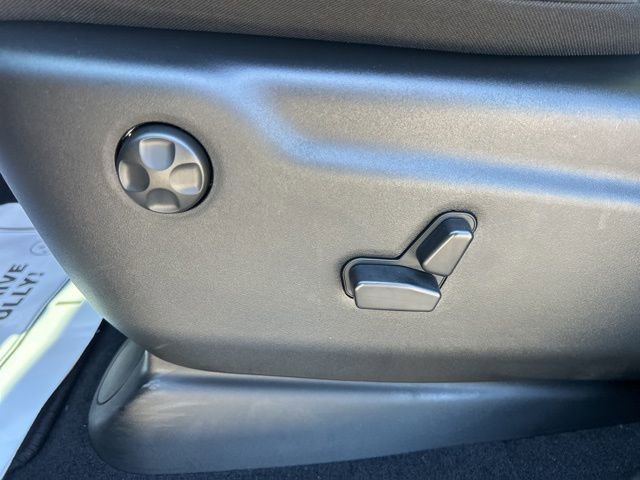 Used 2025 Dodge Durango GT image 16