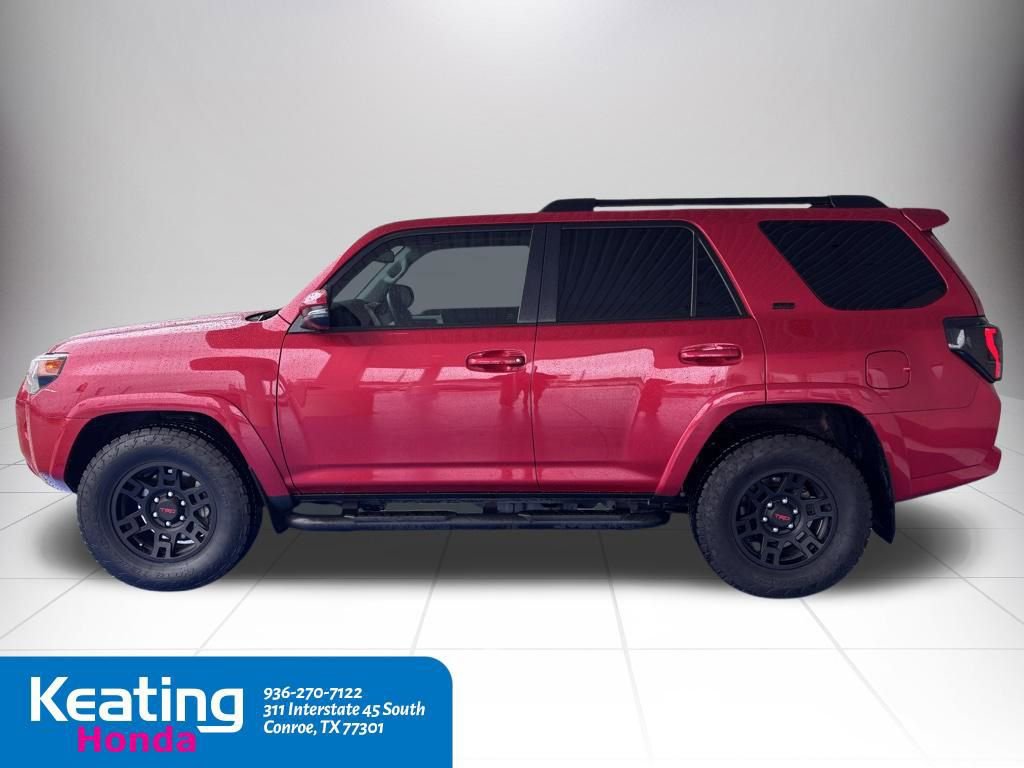Used 2024 Toyota 4Runner SR5 Premium w/ Moonroof Package RWD image 10
