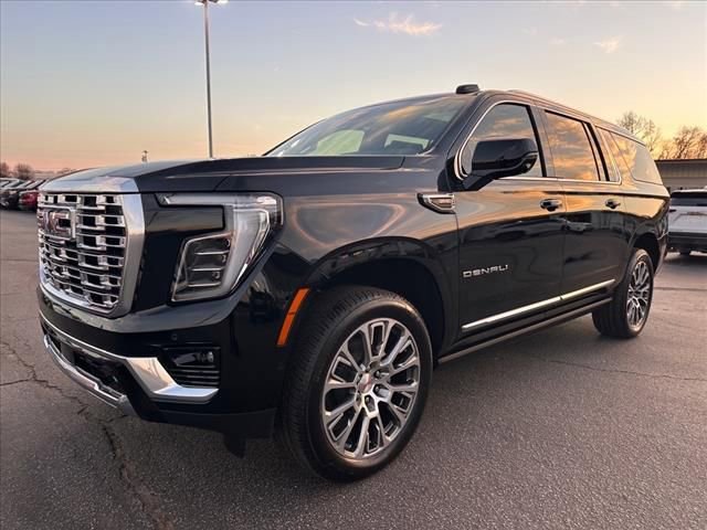 New 2026 GMC Yukon XL Denali w/ Denali Reserve Package image 5