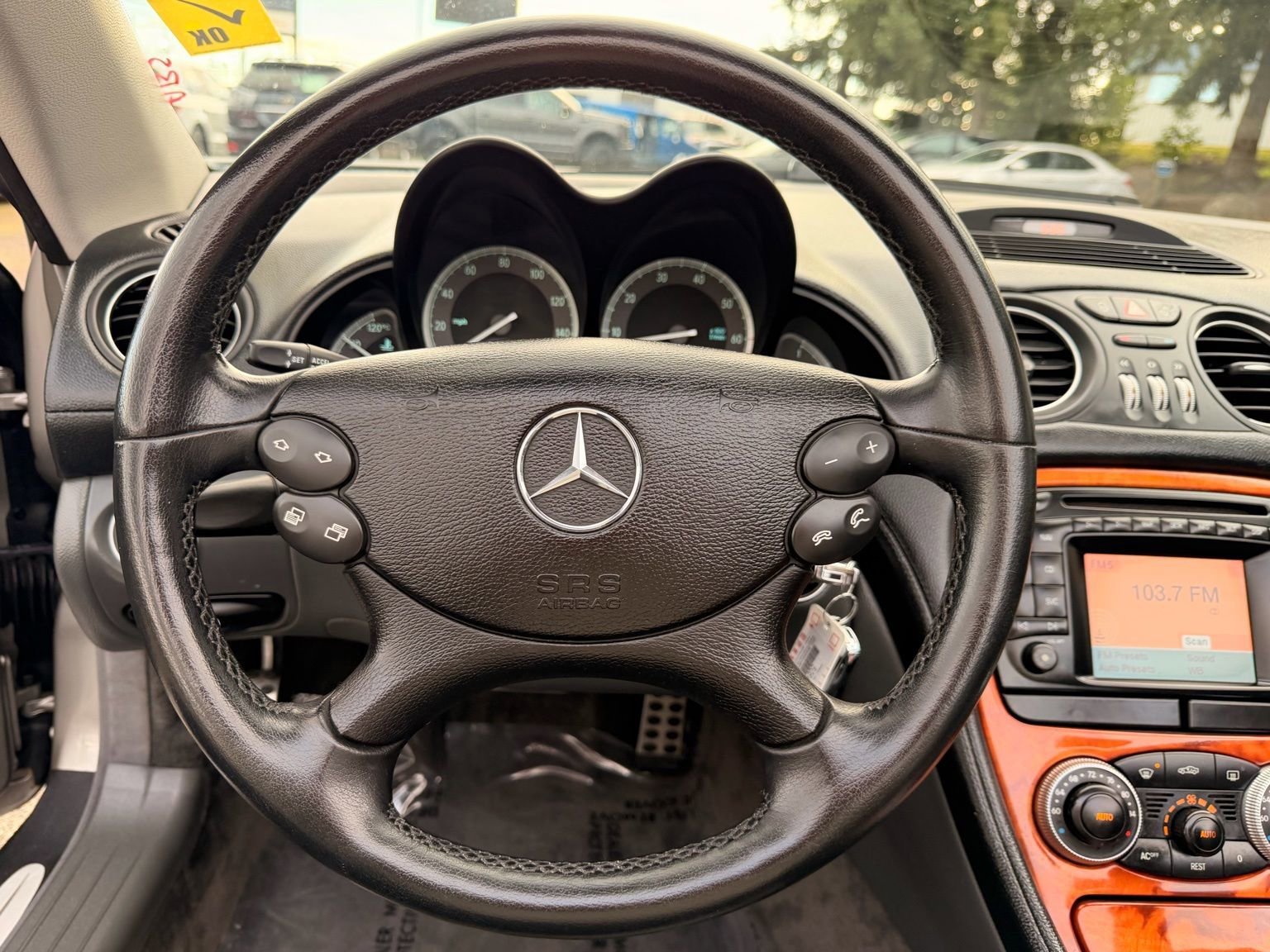 Used 2003 Mercedes-Benz SL 500 image 32
