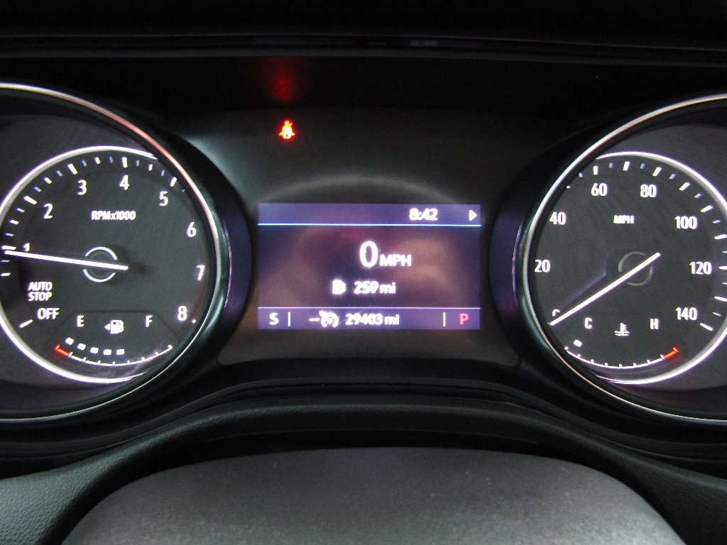 Used 2022 Buick Encore GX Select w/ Sport Touring Package image 22