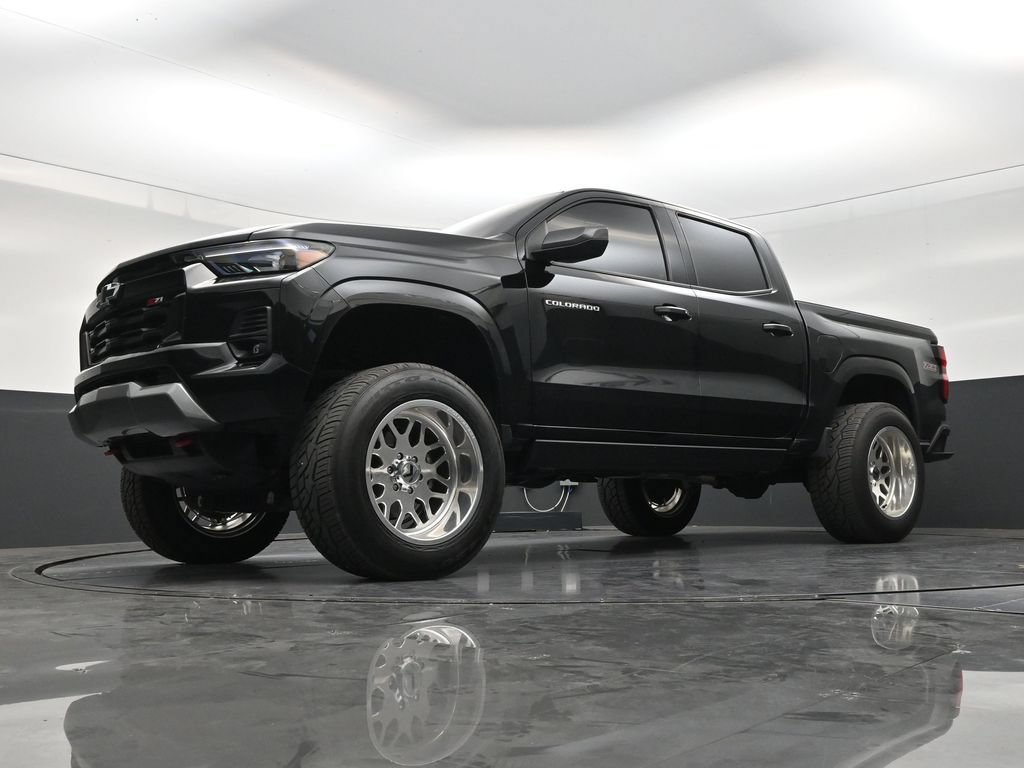 Used 2025 Chevrolet Colorado Z71 AWD/4WD image 20