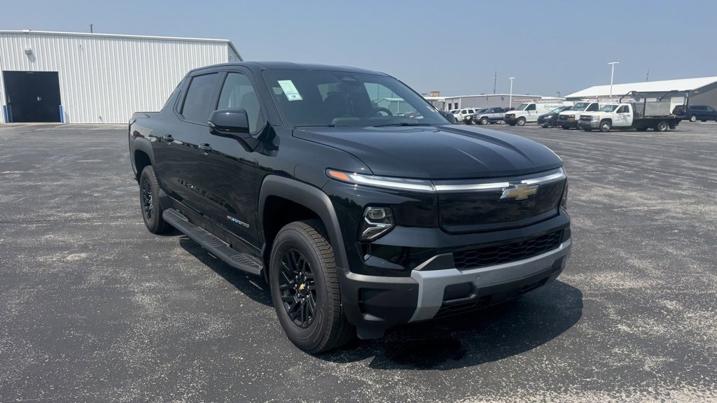 New 2025 Chevrolet Silverado EV LT image 1