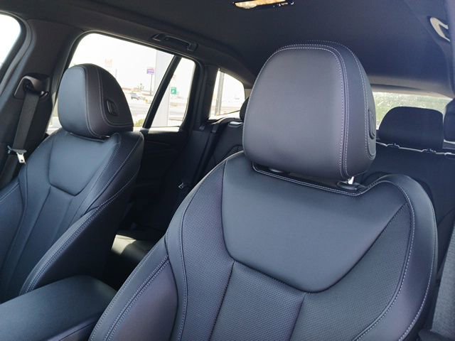 Used 2024 BMW X3 sDrive30i w/ Parking Assistance Package image 27