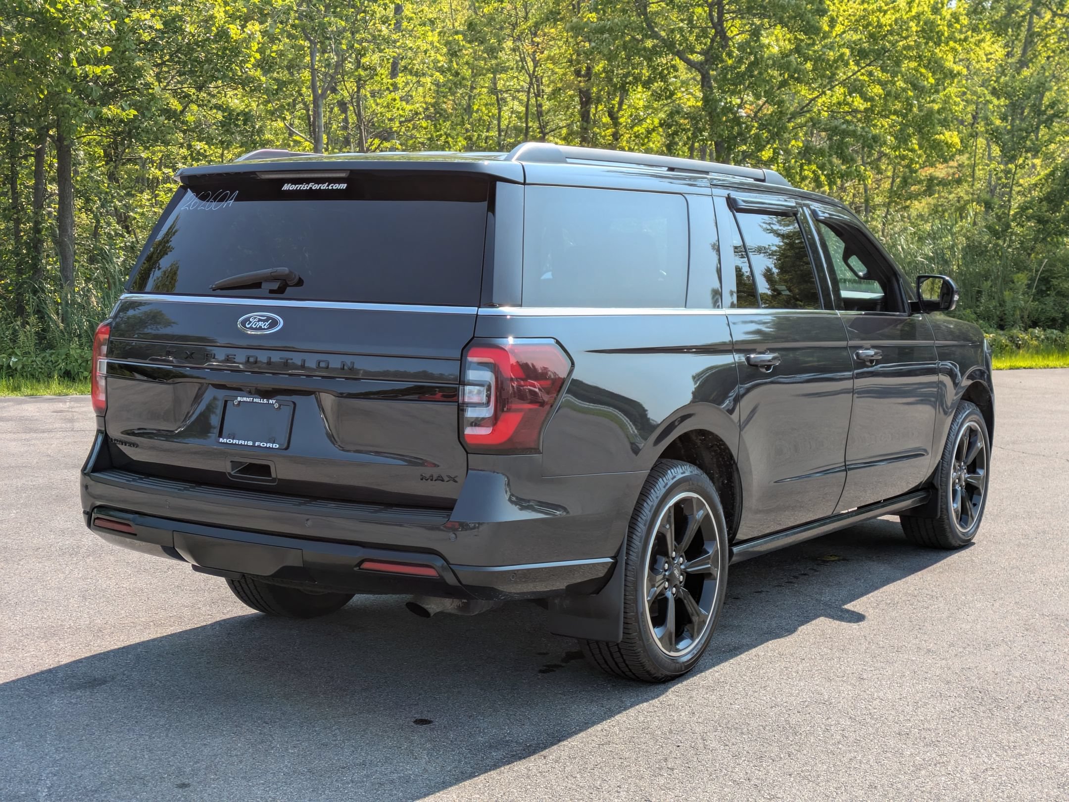 Certified 2022 Ford Expedition Max Limited w/ Equipment Group 303A AWD/4WD image 3