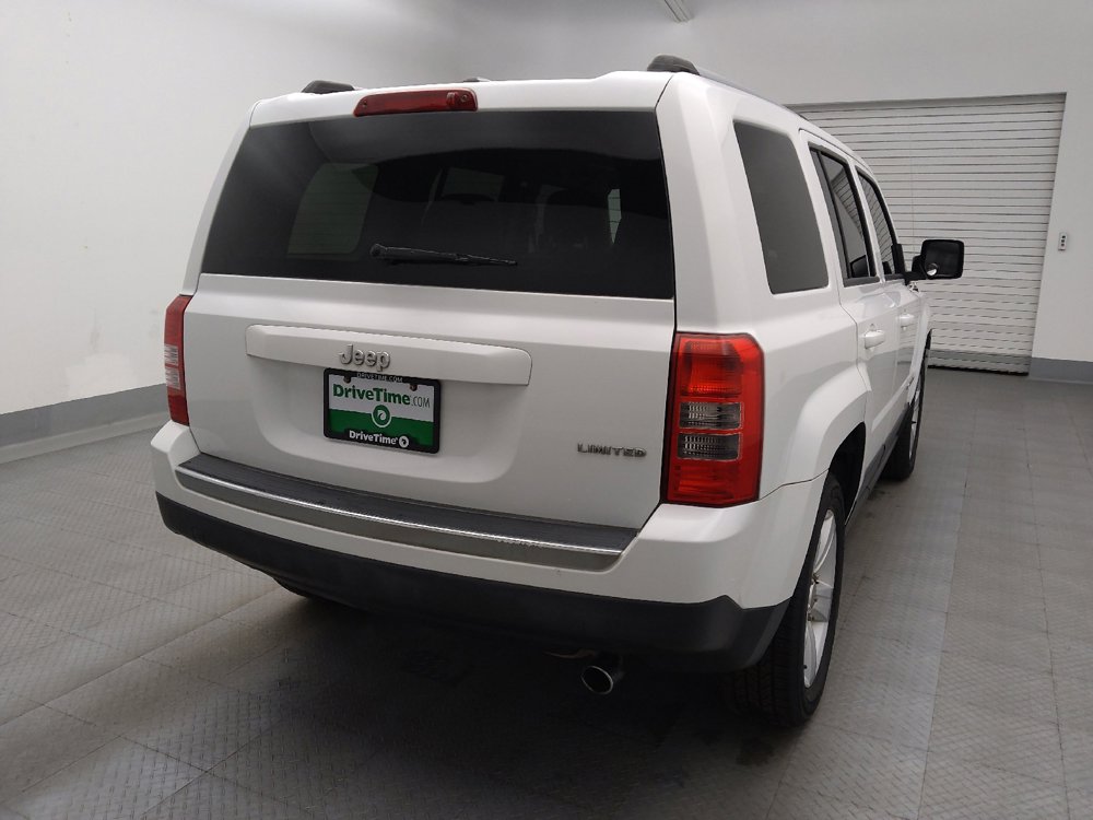 Used 2014 Jeep Patriot Limited w/ Sun/Sound Group FWD image 7