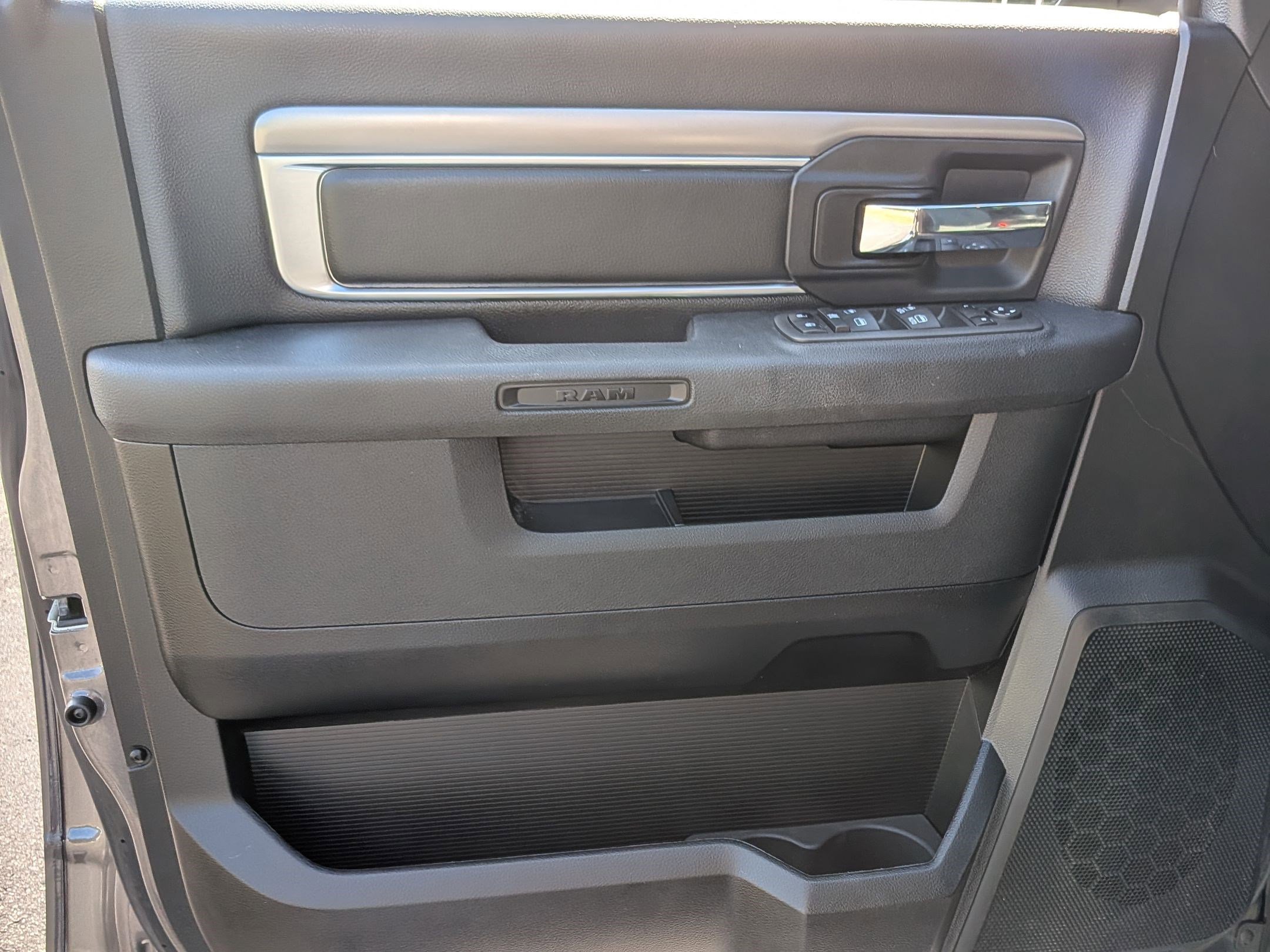 Certified 2022 RAM 1500 Classic Warlock w/ Electronics Group image 10