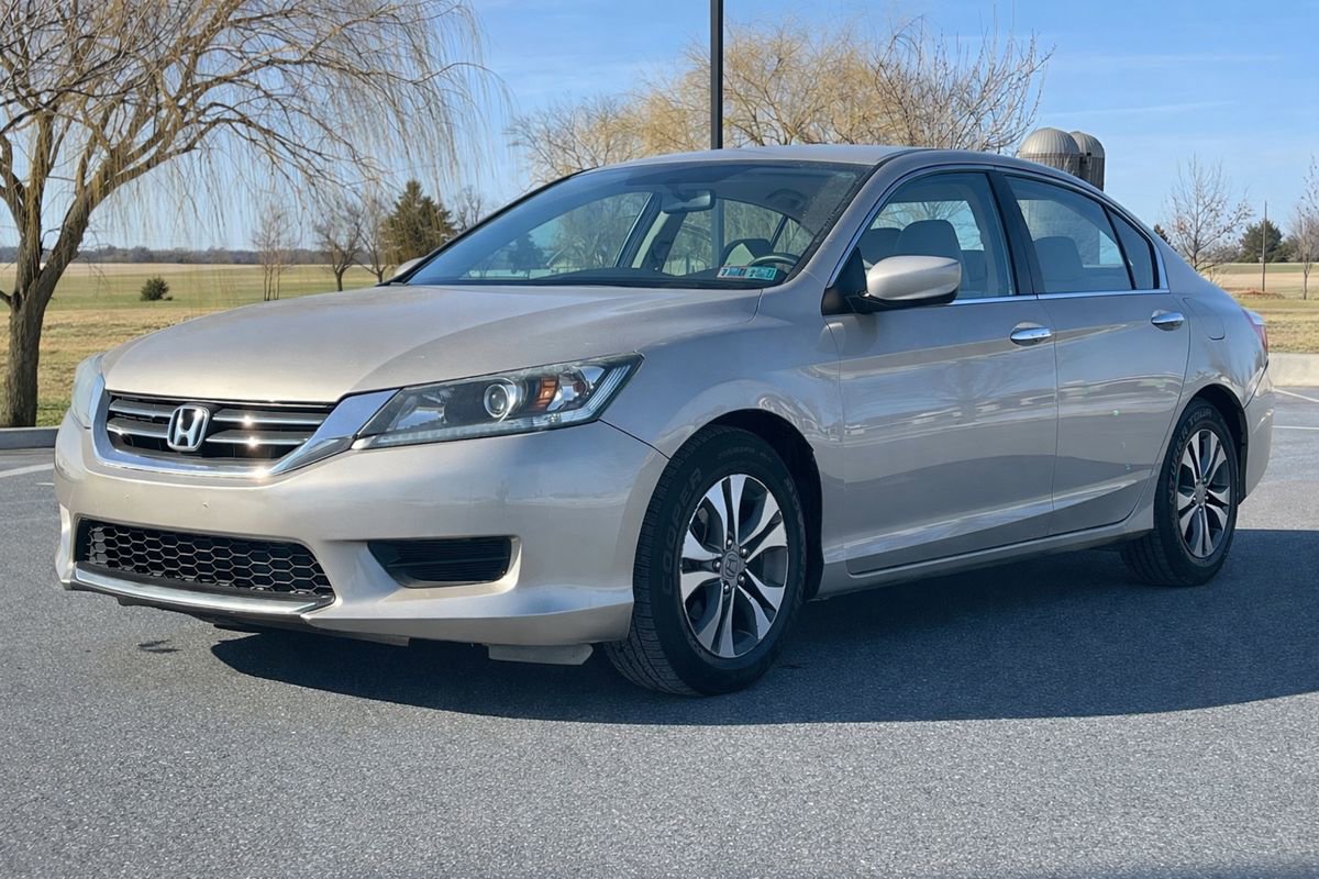 Used 2013 Honda Accord LX image 4