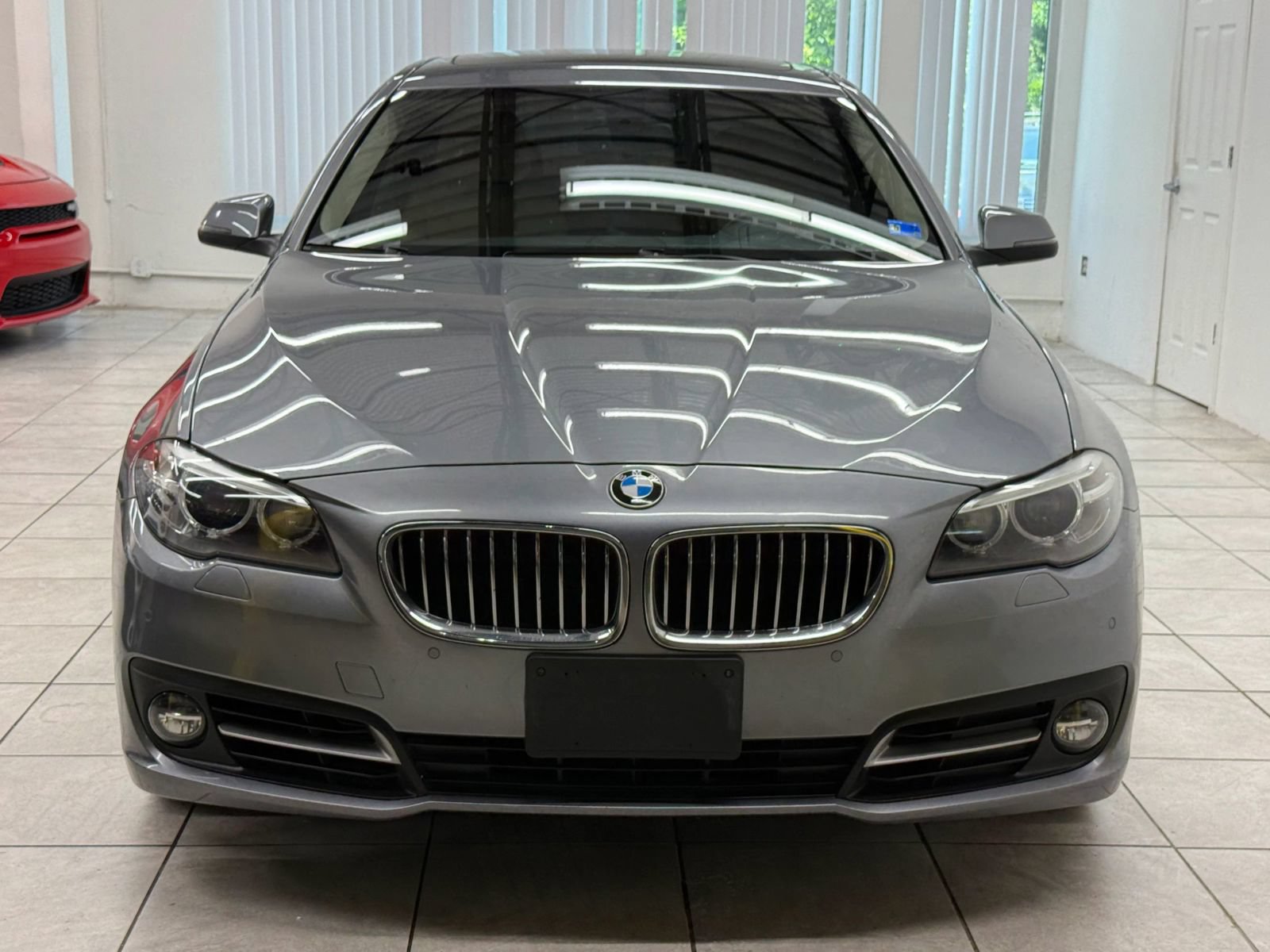 Used 2015 BMW 528i Sedan RWD image 2