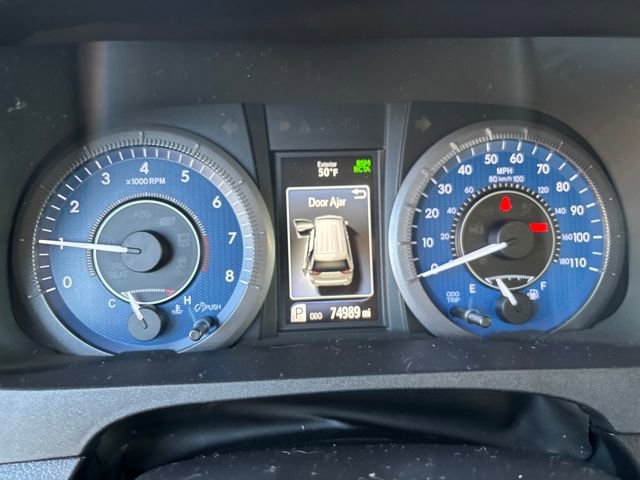 Used 2020 Toyota Sienna XLE image 18
