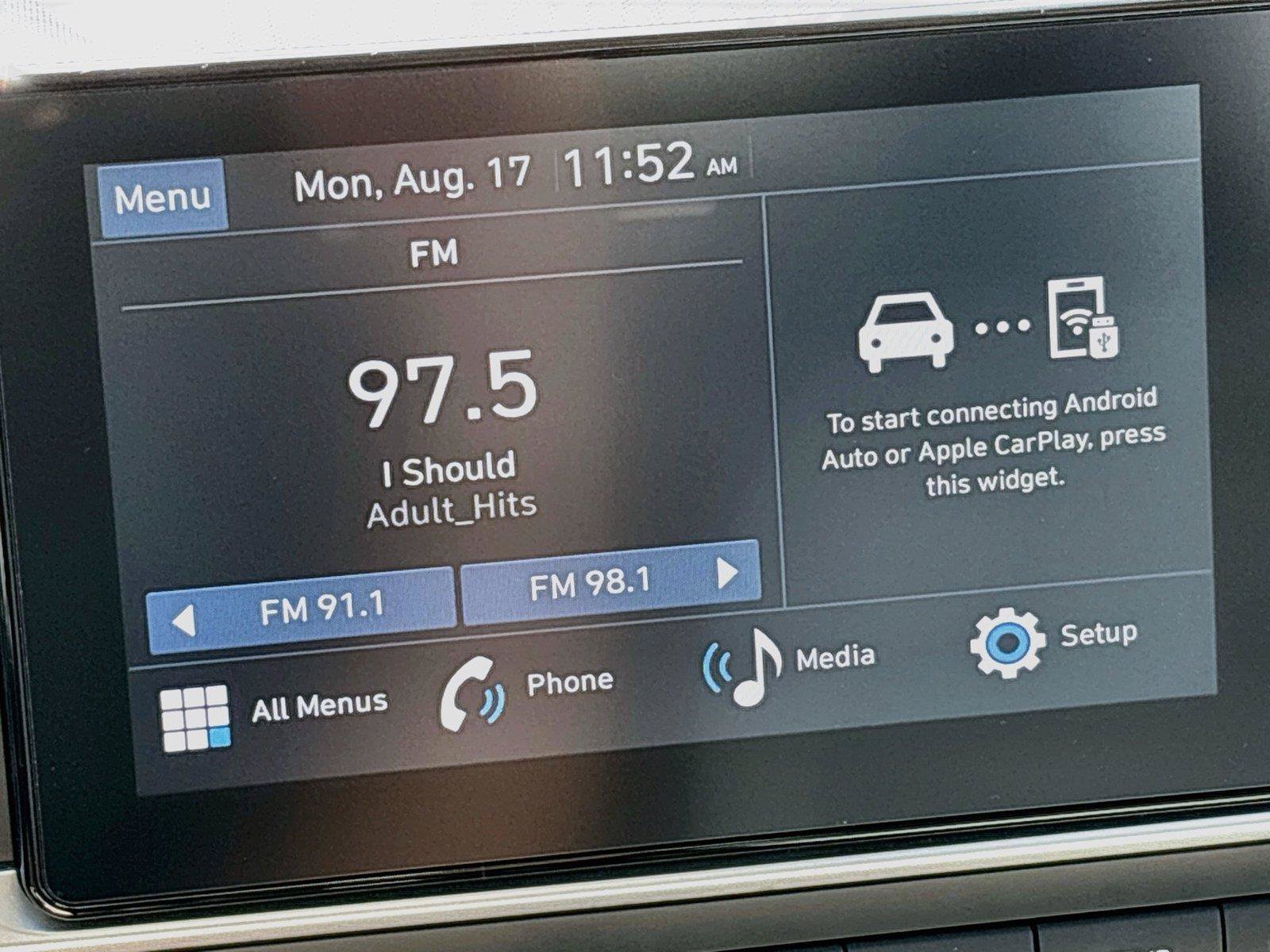 Certified 2025 Hyundai Venue SEL FWD image 7