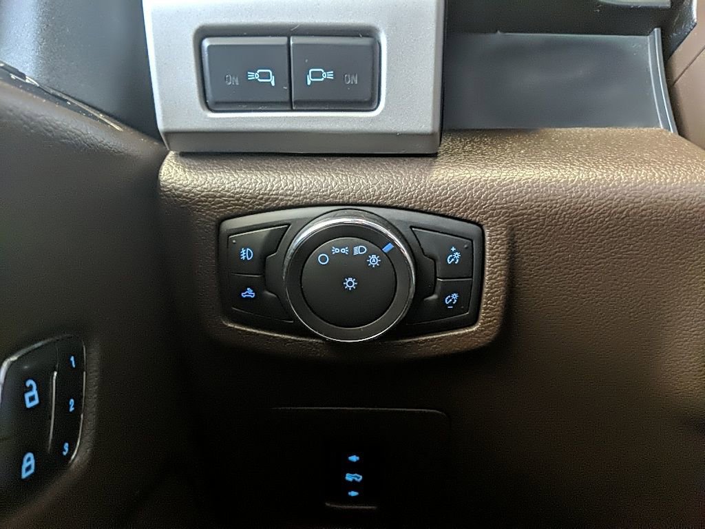 Used 2016 Ford F150 King Ranch w/ Equipment Group 601A Luxury image 26